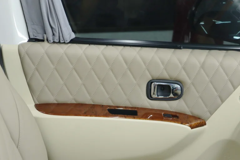 LUXIO 02 jok kulit mobil